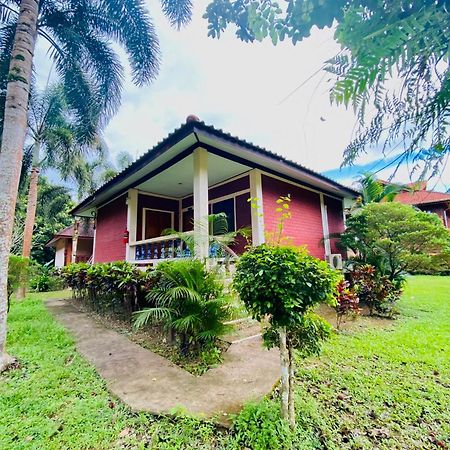 Khao Sok Nung House Hotel Khao Sok National Park Buitenkant foto